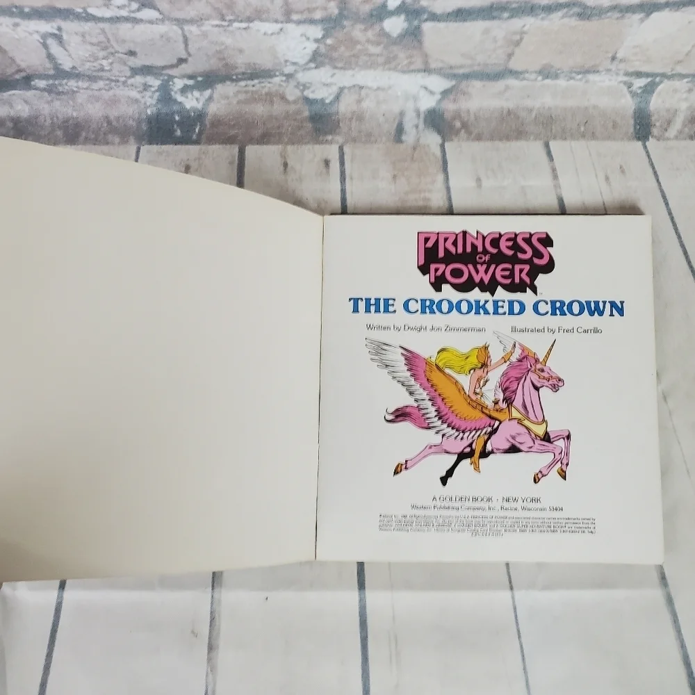 Masters of the Universe Princess of Power  Books - Picture 12 of 15